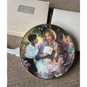 Avon 1999 Mother’s Day Pride and Joy Mini Porcelain Plate 4.25" 22K Gold